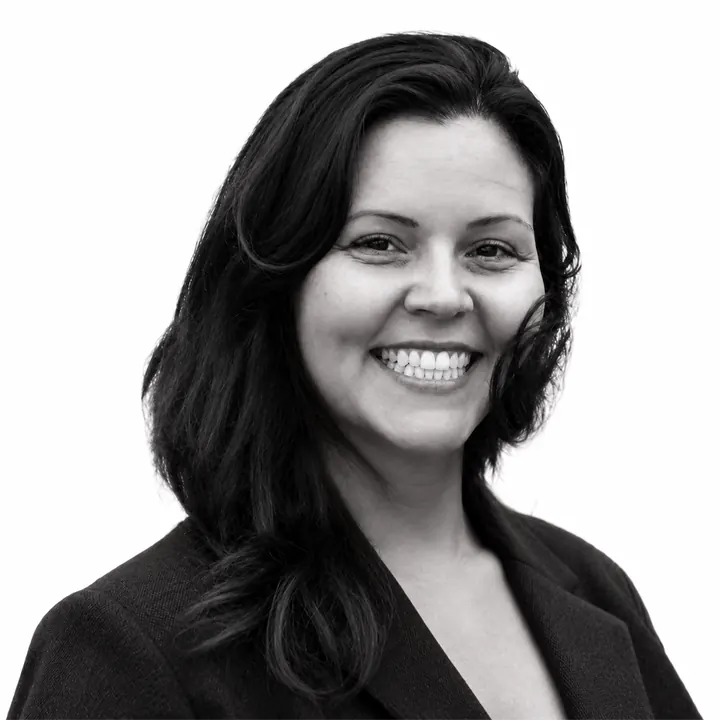 Kim Breton headshot
